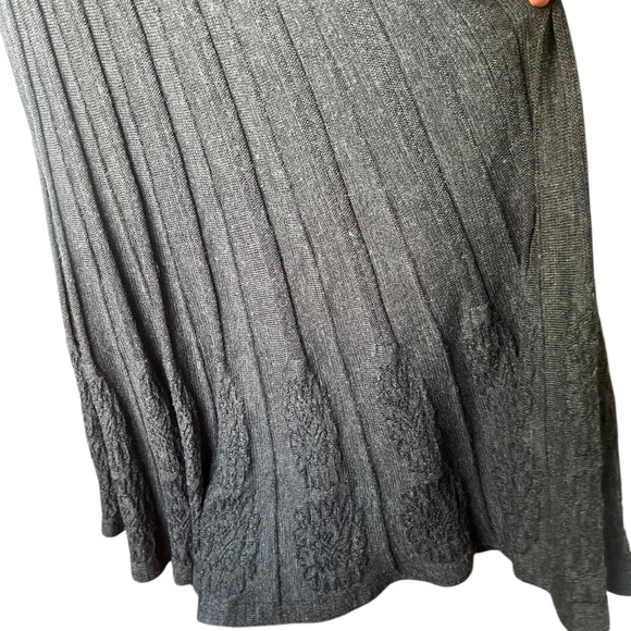 Vintage Y2K Textured Gray Wool-Blend Skirt Large - Picture 2 of 4